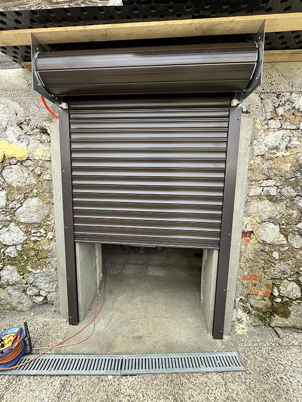 izolirana rolo vrata_mont-ap